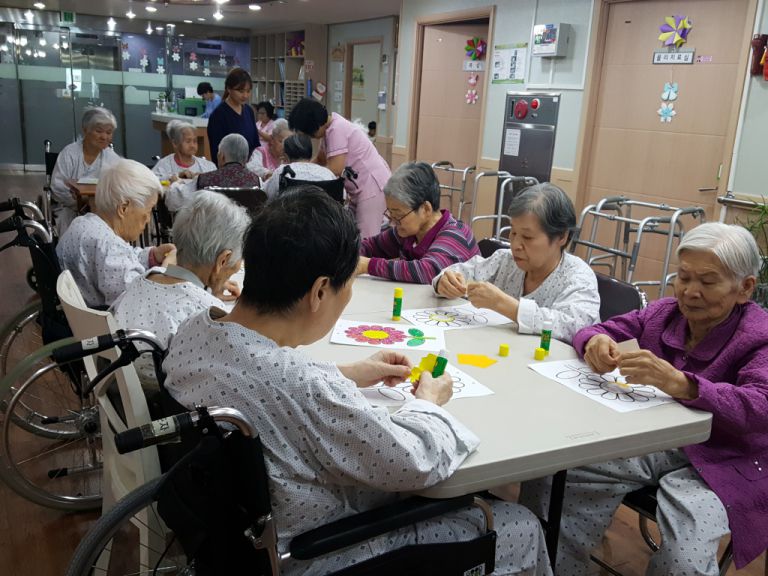 2월24일 꽃 모자이크