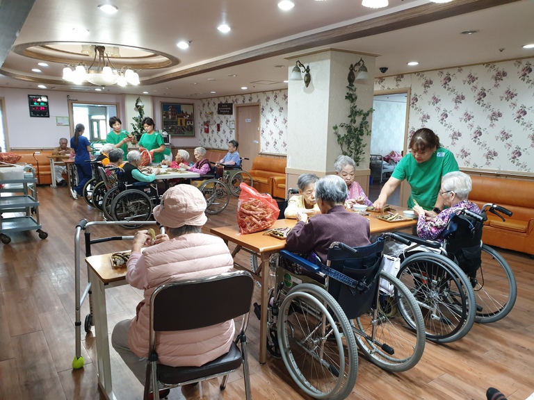 10월28일 콩까기