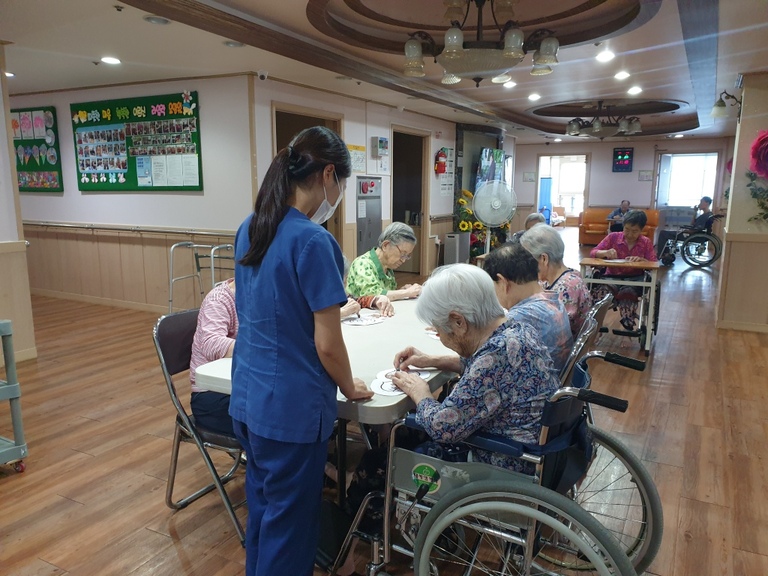 9월27일 밤 바느질하기