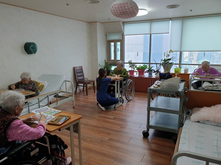 4월27일 사군자 그리기