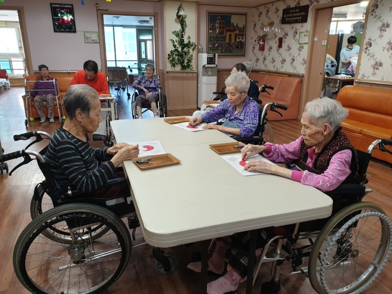 6월1일 태극기 색칠하기