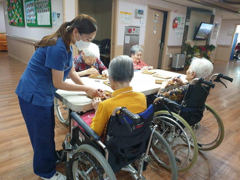 6월3일 부채그리기