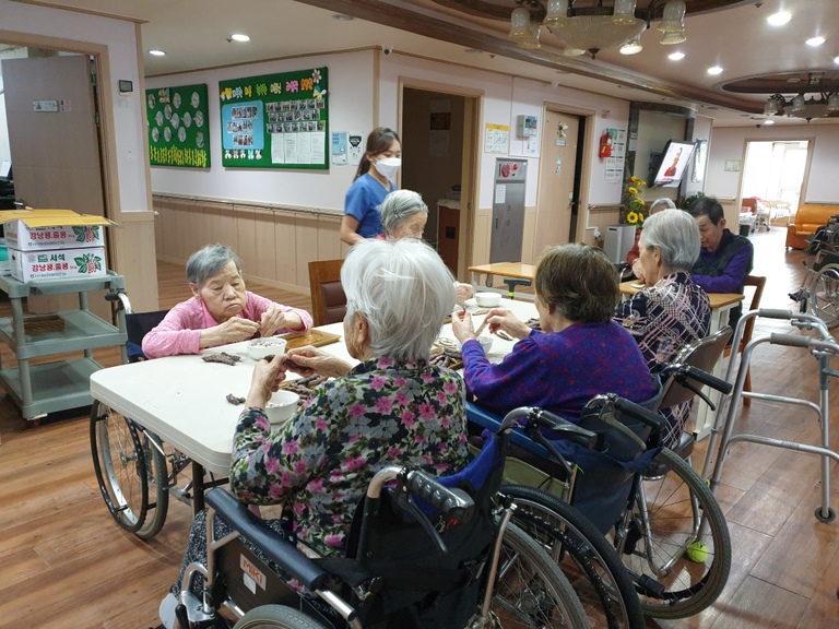 10월27일 콩까기