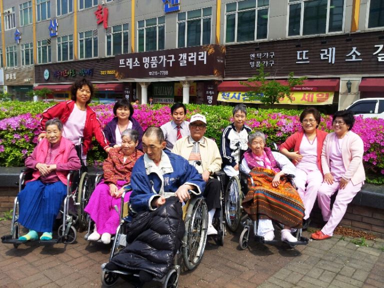 봄맞이 산책