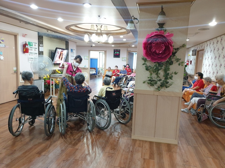 9월27일 추석행사 및 2분기 생신잔치