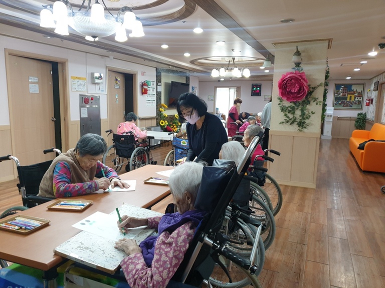 3월4일 경칩개구리 만들기(인지기능)