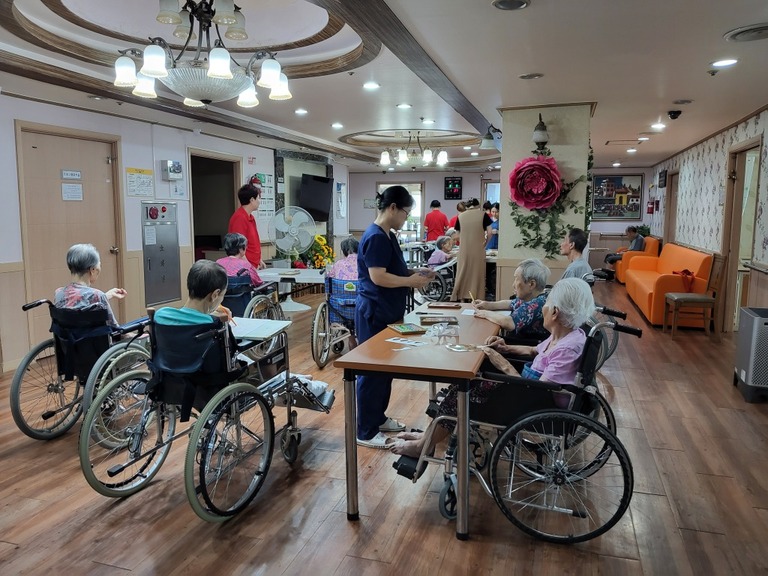 8월5일 해바라기 만들기(인지기능)