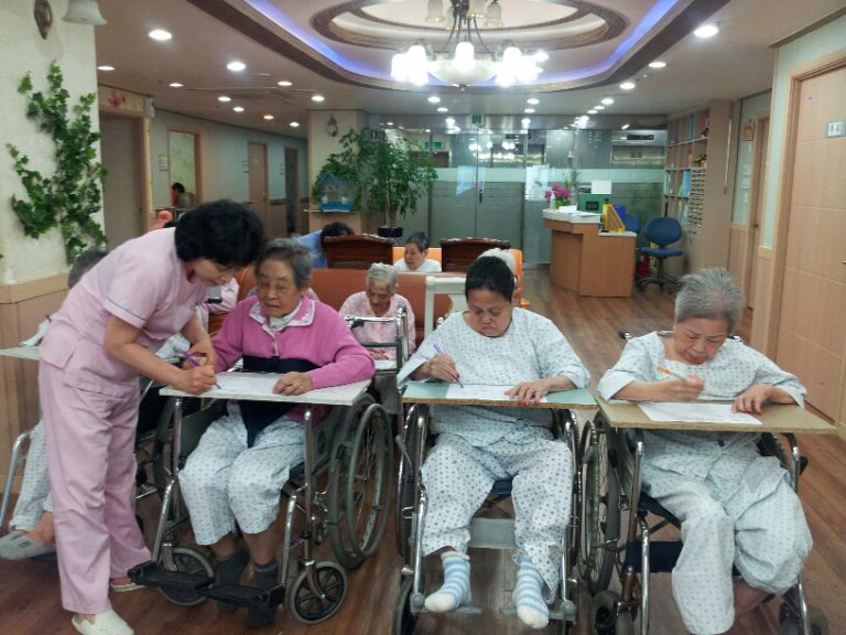 5월6일 글씨쓰기