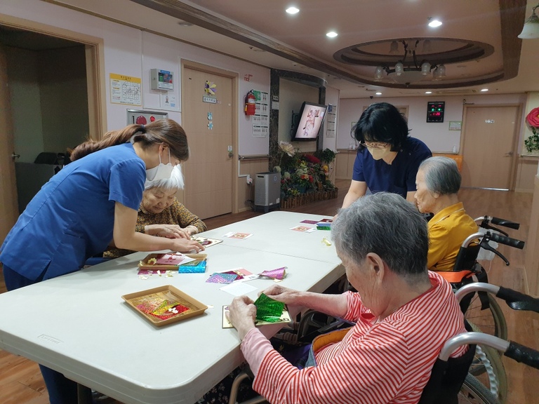 5월4일 카네이션 만들기