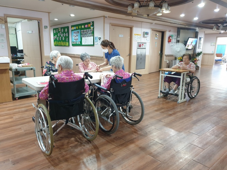 9월8일 사과 바느질하기