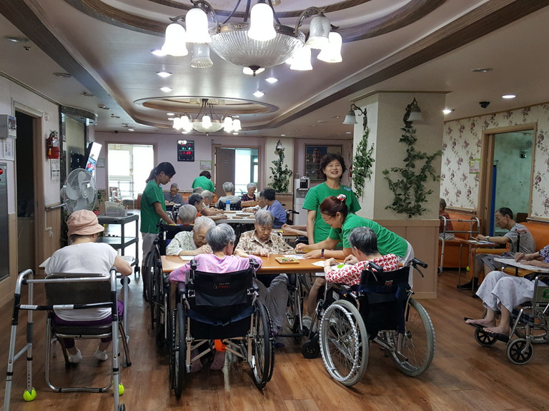 8월8일 과일 색칠하기