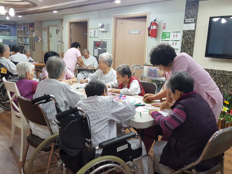 11월8일 반쪽그림그리기