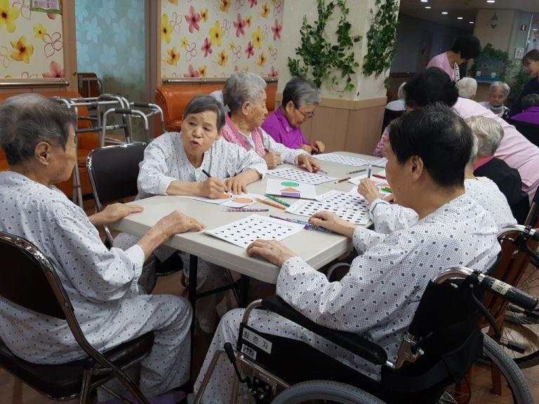 4월7일 세모찾기