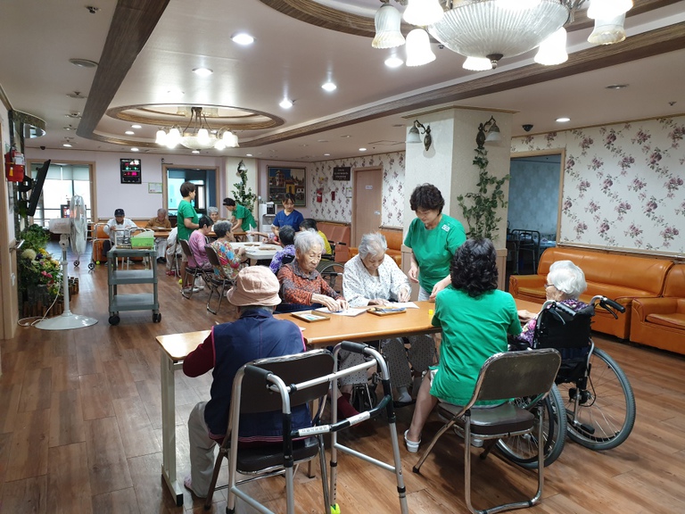 10월7일 물고기 색종이 자수