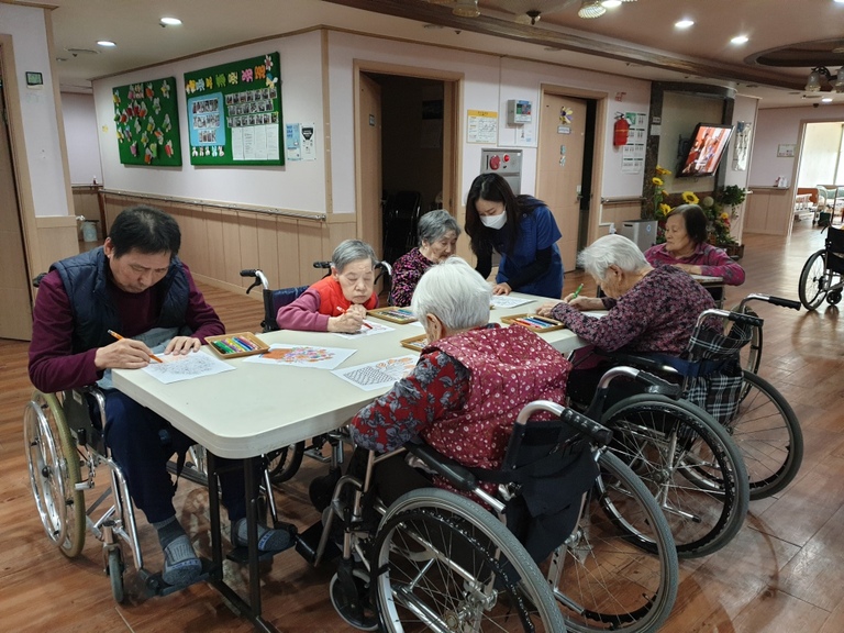 1월12일 꽃바구니 색칠하기