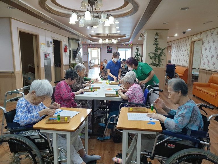 9월14일 숫자대로 색종이 붙이기