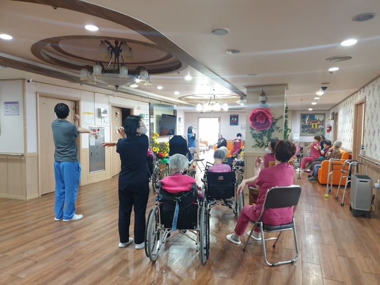 4월16일 체조교실(신체기능)