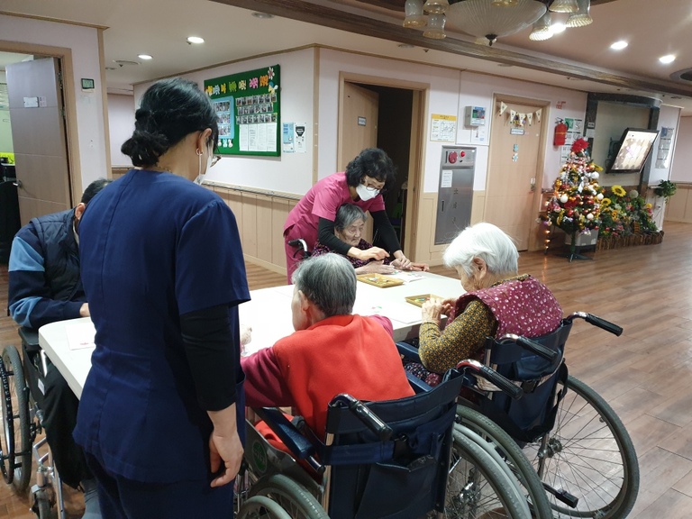 12월16일 같은 모양 찾기