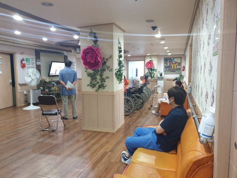 6월17일 2분기 노인인권 및 노인학대예방교육