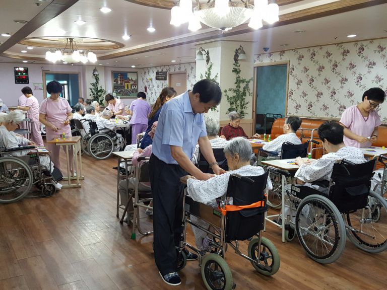 5월17일 우산 모자이크