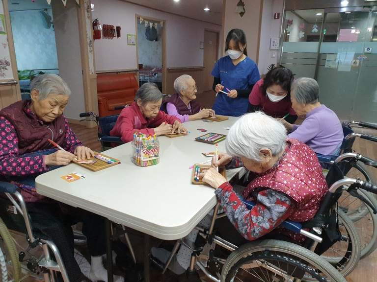 12월21일 양말 꾸미기