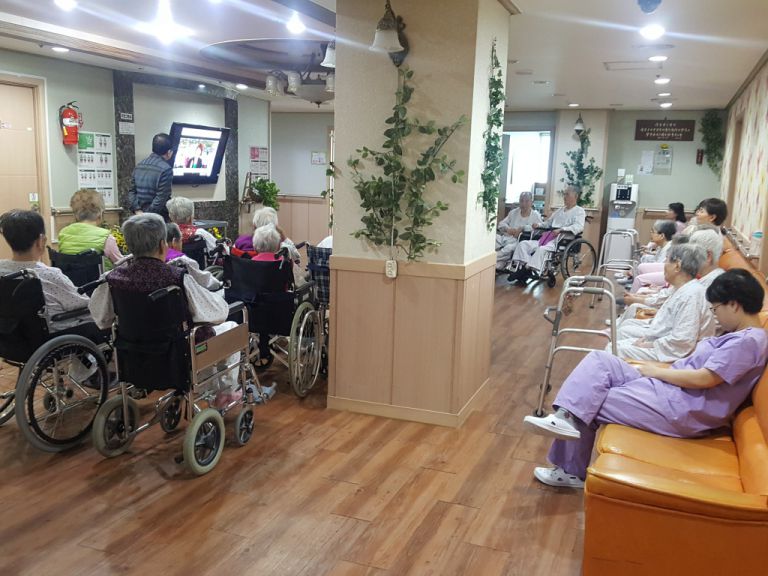 11월22일 하반기 노인학대 예방 및 대응교육