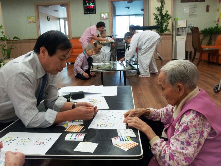 스티커로 이름꾸미기