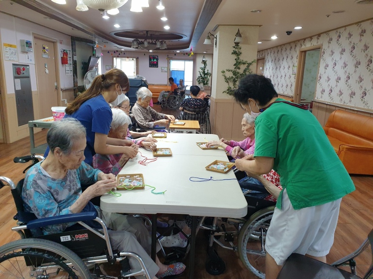 8월18일 빨대꿰기